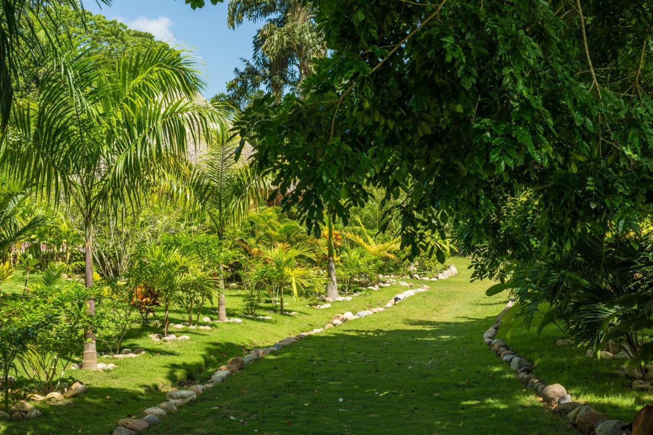 One Santuario Hotel Y Reserva Natural パロミノ エクステリア 写真